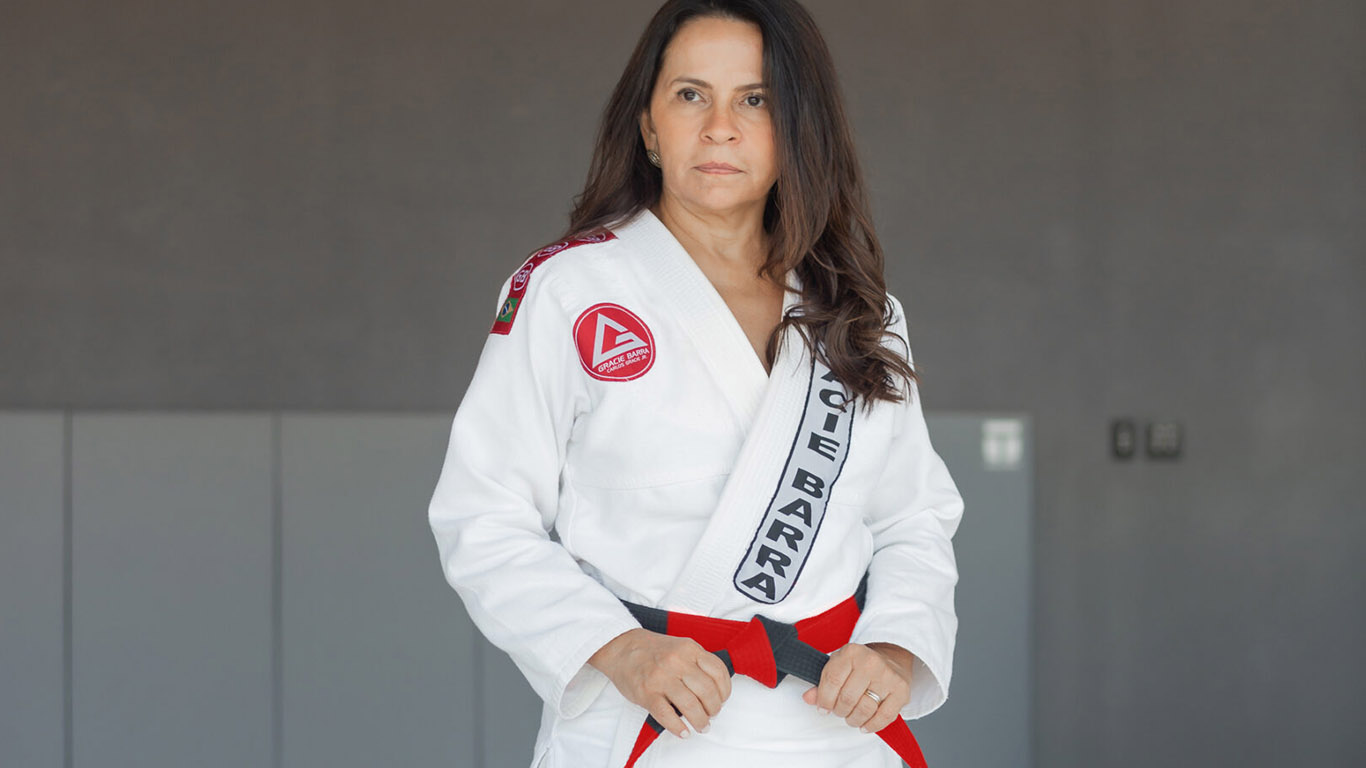 Yvone Duarte, the first woman to achieve both a Brazilian Jiu-Jitsu Black Belt and Coral Belt.